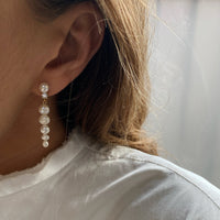 MOLLY WHITE PEARL EARRING