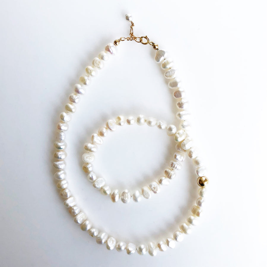 GINA WHITE PEARL NECKLACE